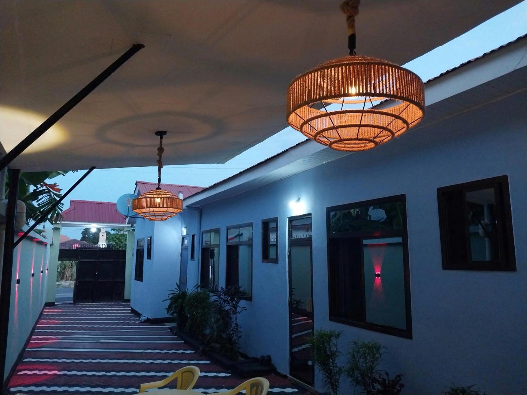 California Lodge Bagamoyo Extérieur photo