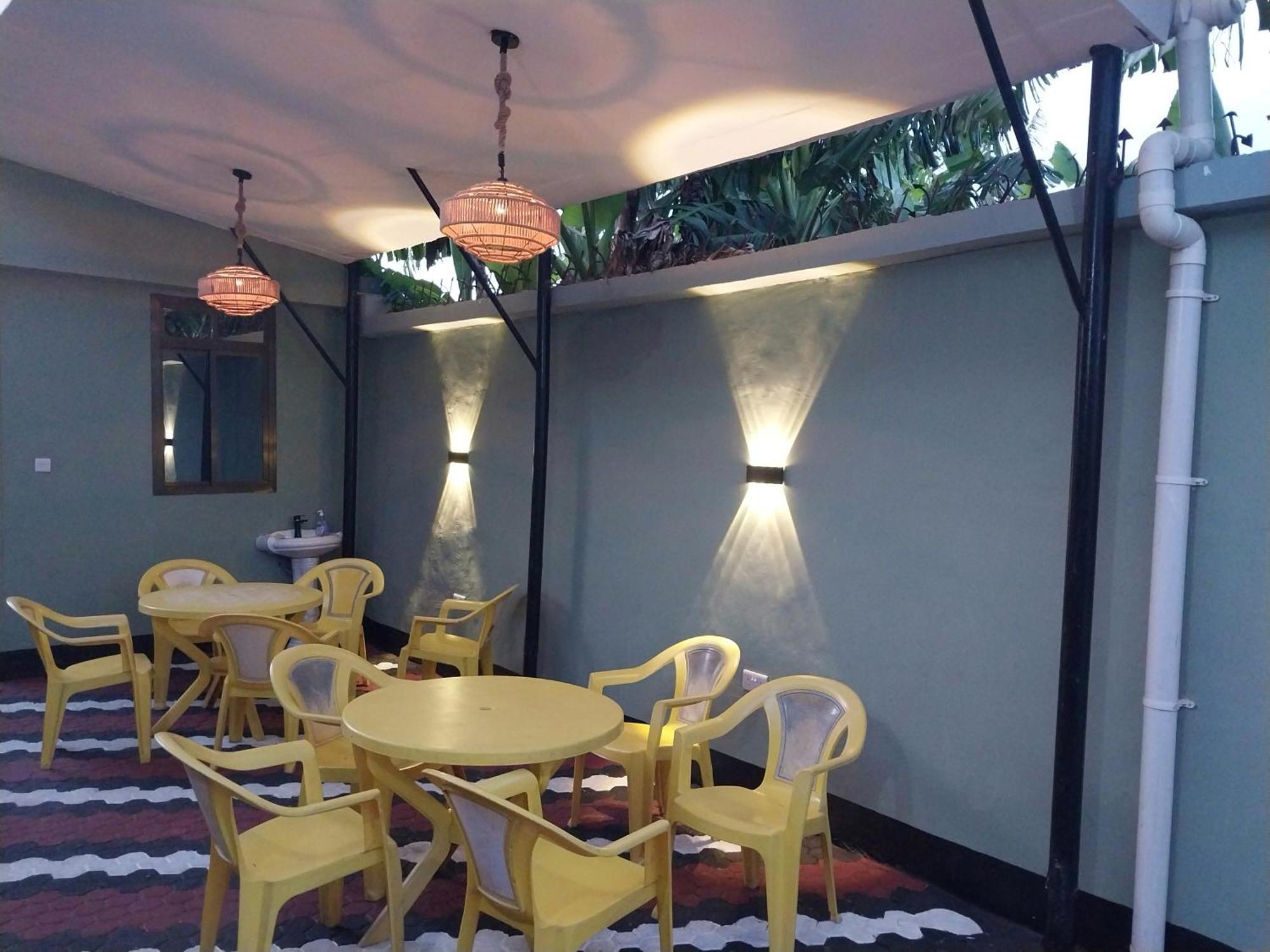 California Lodge Bagamoyo Extérieur photo